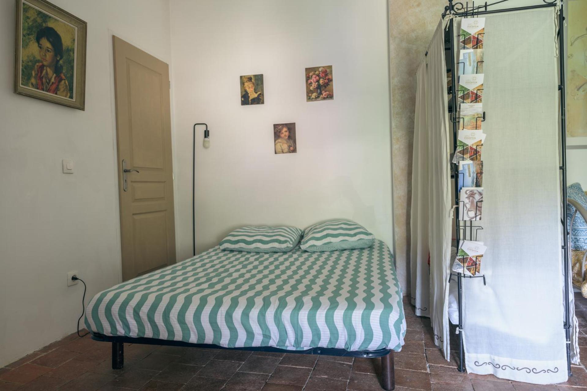 Gites De La Soulondre Lodève Habitación foto